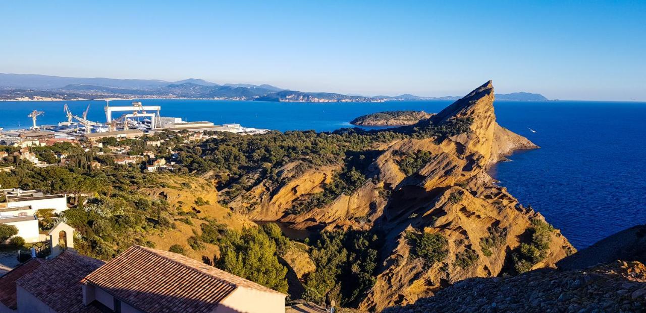 Appartement Vue Mer Avec Parking Ferme La Ciotat Bagian luar foto