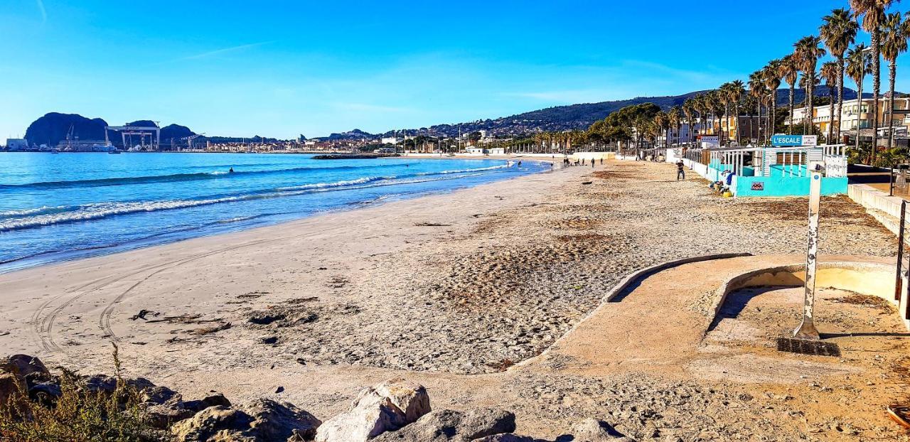 Appartement Vue Mer Avec Parking Ferme La Ciotat Bagian luar foto